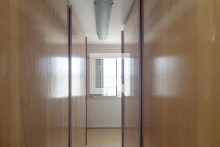 Apartamento à venda com 168m², 2 quartos e 3 vagas Apartamento à venda com 168m², 2 quartos e 3 vagasCloset do Quarto 2 - Suíte