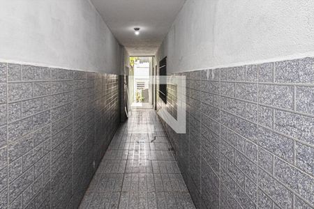 Casa para alugar com 45m², 1 quarto e sem vagacorredor lateral de acesso_2