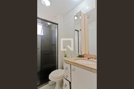 Apartamento à venda com 136m², 3 quartos e 2 vagasBanheiro da Suíte 1