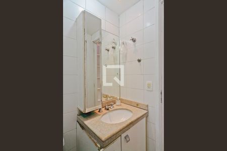 Apartamento à venda com 136m², 3 quartos e 2 vagasBanheiro da Suíte 1