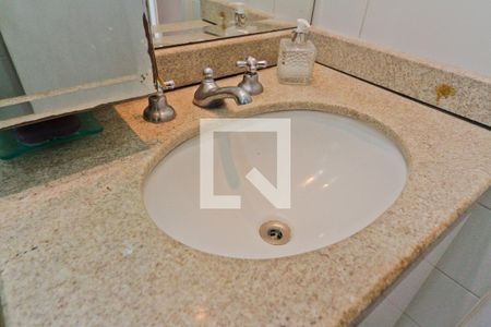 Apartamento à venda com 136m², 3 quartos e 2 vagasBanheiro da Suíte 1