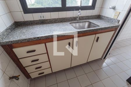 Apartamento à venda com 93m², 3 quartos e 2 vagasCozinha