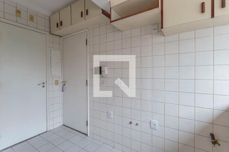 Apartamento à venda com 93m², 3 quartos e 2 vagasCozinha
