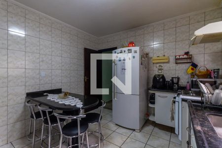 Casa à venda com 150m², 3 quartos e 2 vagasCozinha