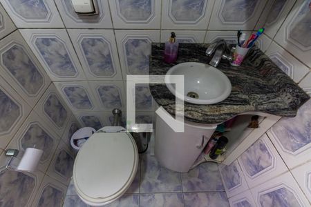 Casa à venda com 150m², 3 quartos e 2 vagasBanheiro da Suíte