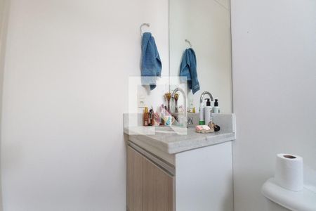 Casa de condomínio à venda com 104m², 3 quartos e 2 vagasBanheiro da Suíte