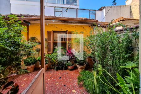 Casa à venda com 186m², 3 quartos e 3 vagas Casa à venda com 186m², 3 quartos e 3 vagasquintal jardim