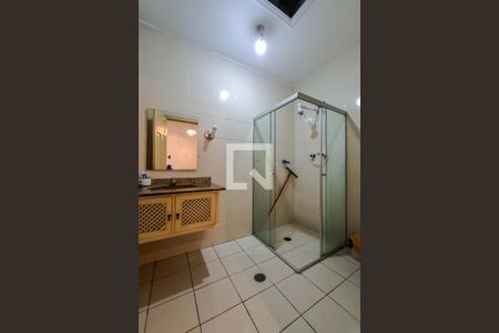 Casa à venda com 186m², 3 quartos e 3 vagas Casa à venda com 186m², 3 quartos e 3 vagasbanheiro