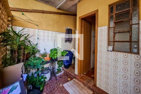 Casa à venda com 186m², 3 quartos e 3 vagas Casa à venda com 186m², 3 quartos e 3 vagasquintal jardim