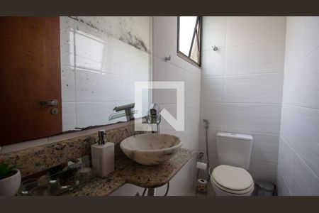 Apartamento à venda com 182m², 2 quartos e 3 vagas Apartamento à venda com 182m², 2 quartos e 3 vagasLavabo