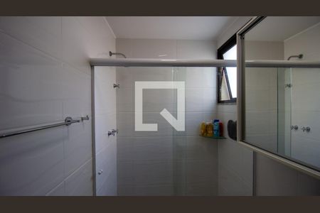 Apartamento à venda com 182m², 2 quartos e 3 vagas Apartamento à venda com 182m², 2 quartos e 3 vagasBanheiro da Suíte