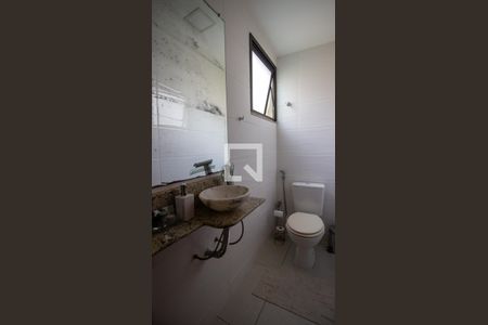 Apartamento à venda com 182m², 2 quartos e 3 vagas Apartamento à venda com 182m², 2 quartos e 3 vagasLavabo