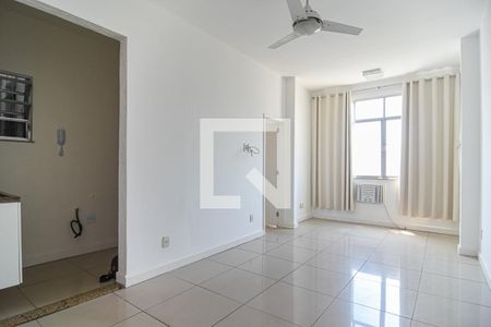 Sala de apartamento para alugar com 1 quarto, 55m² em Icaraí, Niterói