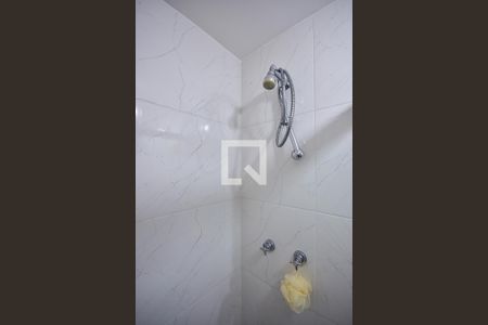 Apartamento para alugar com 74m², 2 quartos e 2 vagas Apartamento para alugar com 74m², 2 quartos e 2 vagasChuveiro do Banheiro