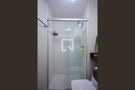 Apartamento para alugar com 74m², 2 quartos e 2 vagas Apartamento para alugar com 74m², 2 quartos e 2 vagasBanheiro