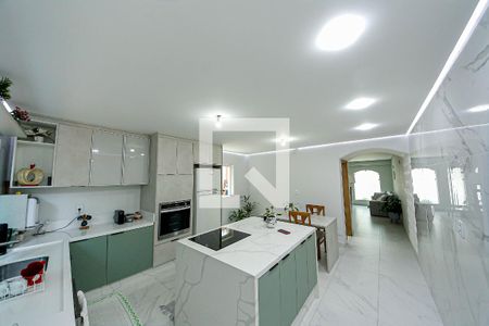 Casa à venda com 284m², 4 quartos e 2 vagasCozinha