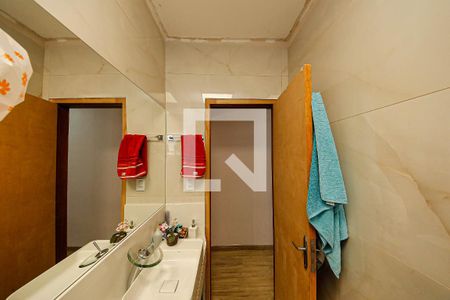 Casa à venda com 284m², 4 quartos e 2 vagasBanheiro