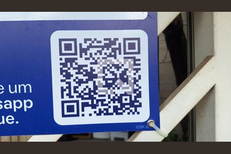 Casa à venda com 200m², 6 quartos e 2 vagasPlaca IEBK-85