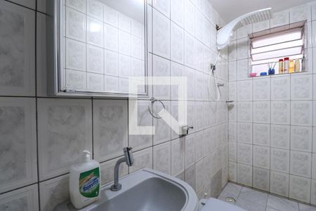 Casa à venda com 200m², 6 quartos e 2 vagasBanheiro