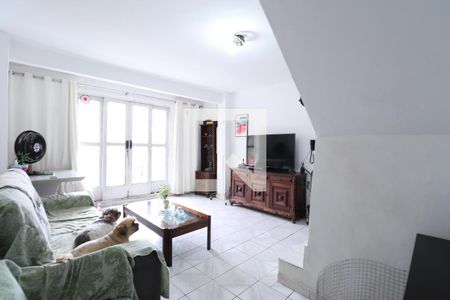 Sala de casa à venda com 6 quartos, 200m² em Perdizes, São Paulo