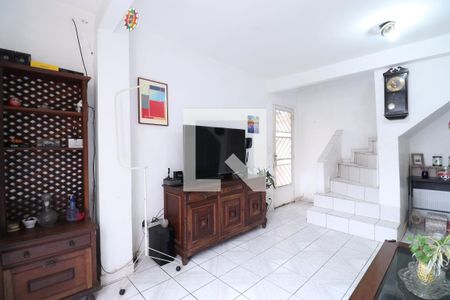 Sala de casa à venda com 6 quartos, 200m² em Perdizes, São Paulo