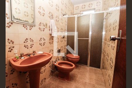 Apartamento à venda com 128m², 4 quartos e 2 vagas Apartamento à venda com 128m², 4 quartos e 2 vagasBanheiro Social