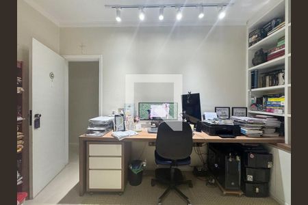 Casa à venda com 146m², 3 quartos e 3 vagas Casa à venda com 146m², 3 quartos e 3 vagasQuarto 1