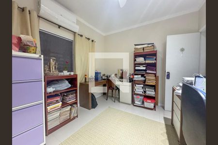 Casa à venda com 146m², 3 quartos e 3 vagas Casa à venda com 146m², 3 quartos e 3 vagasQuarto 1