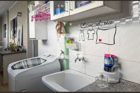 Casa à venda com 146m², 3 quartos e 3 vagas Casa à venda com 146m², 3 quartos e 3 vagasÁrea de Serviço