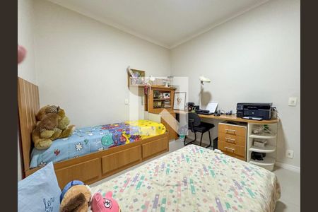 Casa à venda com 146m², 3 quartos e 3 vagas Casa à venda com 146m², 3 quartos e 3 vagasQuarto 2