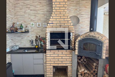 Casa à venda com 146m², 3 quartos e 3 vagas Casa à venda com 146m², 3 quartos e 3 vagasQuintal e Área de Churrasqueira