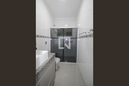 Casa à venda com 146m², 3 quartos e 3 vagas Casa à venda com 146m², 3 quartos e 3 vagasBanheiro Social