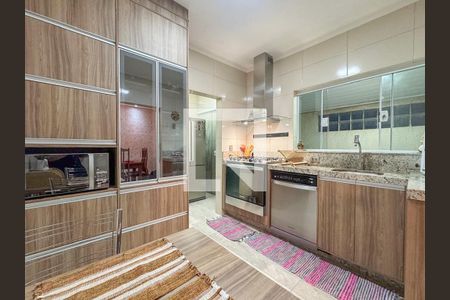 Casa à venda com 146m², 3 quartos e 3 vagas Casa à venda com 146m², 3 quartos e 3 vagasCozinha