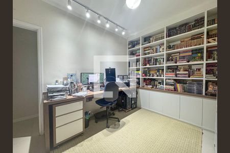 Casa à venda com 146m², 3 quartos e 3 vagas Casa à venda com 146m², 3 quartos e 3 vagasQuarto 1