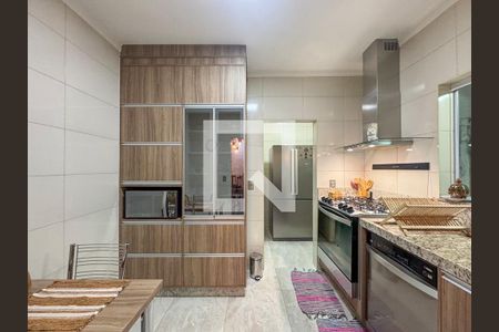 Casa à venda com 146m², 3 quartos e 3 vagas Casa à venda com 146m², 3 quartos e 3 vagasCozinha