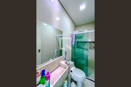 Casa à venda com 480m², 4 quartos e 10 vagasBanheiro da Suíte 4