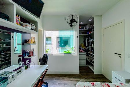 Casa à venda com 480m², 4 quartos e 10 vagasQuarto 2 - Suíte