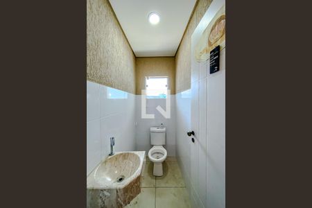 Casa à venda com 480m², 4 quartos e 10 vagasBanheiro 2