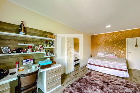 Casa à venda com 480m², 4 quartos e 10 vagasQuarto 3 - Suíte