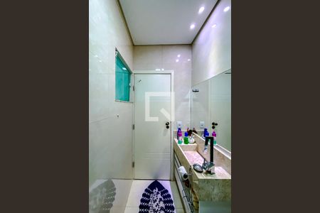 Casa à venda com 480m², 4 quartos e 10 vagasBanheiro da Suíte 4