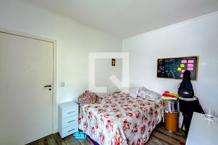 Casa à venda com 480m², 4 quartos e 10 vagasQuarto 2 - Suíte