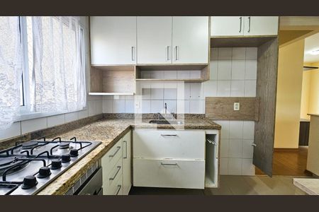 Apartamento para alugar com 65m², 2 quartos e 2 vagas Apartamento para alugar com 65m², 2 quartos e 2 vagasCozinha