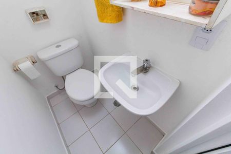 Casa de condomínio para alugar com 113m², 3 quartos e 2 vagasBanheiro 2