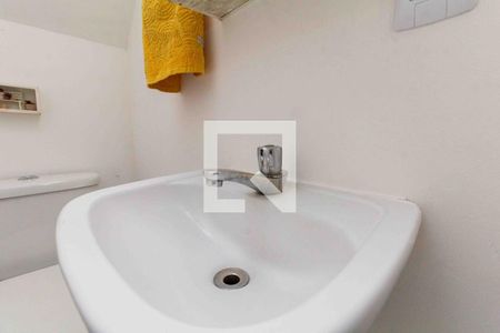 Casa de condomínio para alugar com 113m², 3 quartos e 2 vagasBanheiro 2