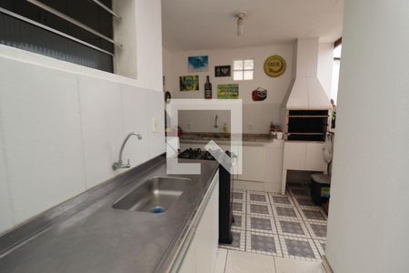 Casa à venda com 250m², 2 quartos e 3 vagasBanheiro