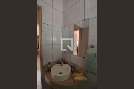 Casa à venda com 250m², 2 quartos e 3 vagasBanheiro