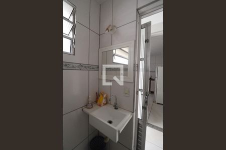 Casa à venda com 250m², 2 quartos e 3 vagasBanheiro