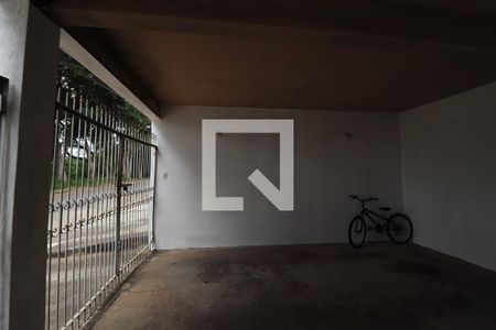 Casa à venda com 250m², 2 quartos e 3 vagasGaragem