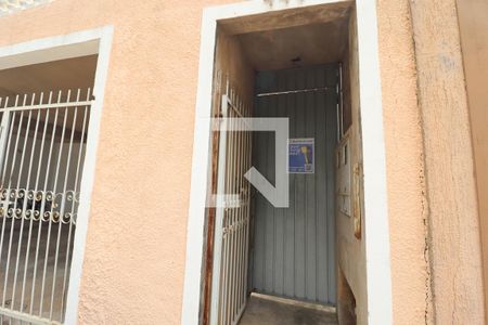 Casa à venda com 250m², 2 quartos e 3 vagasFachada