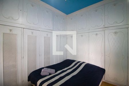 Apartamento à venda com 210m², 4 quartos e 1 vaga Apartamento à venda com 210m², 4 quartos e 1 vagaQuarto 3